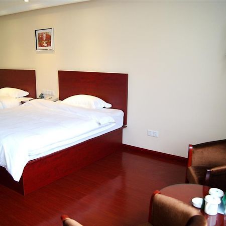 Greentree Inn Jiangsu Wuxi Dongting Leather City Express Hotel Экстерьер фото